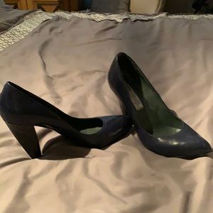 Size 7 Navy high heal